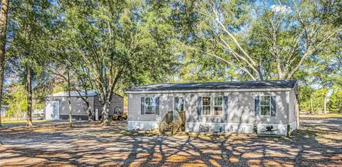 4506 NW 10th St, Bell, FL 32619