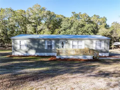 1809 Rosemary Cir, Bell, FL 32619
