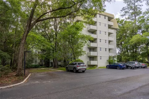 1719 NW 23rd Ave #3F, Gainesville, FL 32605