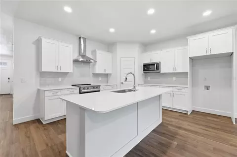 Kitchen - 1132 SW 67th Way, Gainesville, FL 32607 photo 1 of 4