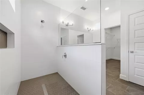 Bath - 1132 SW 67th Way, Gainesville, FL 32607 photo 1 of 3