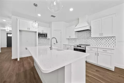 Kitchen - 1086 SW 67th Way, Gainesville, FL 32607 photo 5 of 5