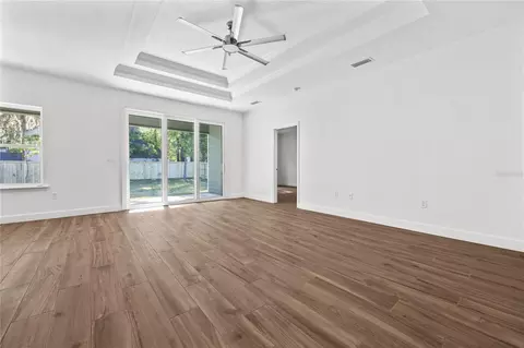 Living - 1086 SW 67th Way, Gainesville, FL 32607 photo 3 of 4
