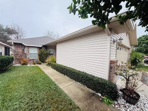 4902 NW 79th Rd, Gainesville, FL 32653