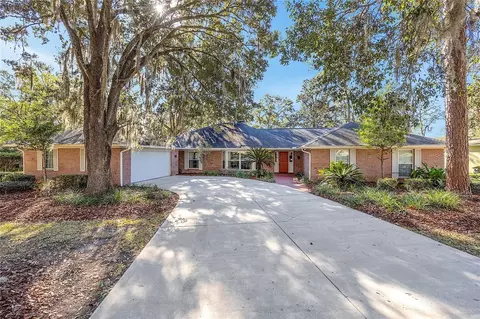 5808 SW 35th Way, Gainesville, FL 32608