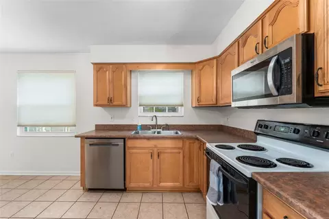 Kitchen - 2026 SW 73rd St, Gainesville, FL 32607 photo 1 of 3