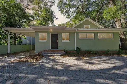 2114 NW 7th Ter, Gainesville, FL 32609