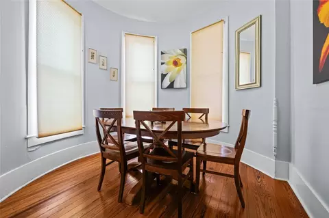 Dining - 205 SE 7th St, Gainesville, FL 32601 photo 2 of 3