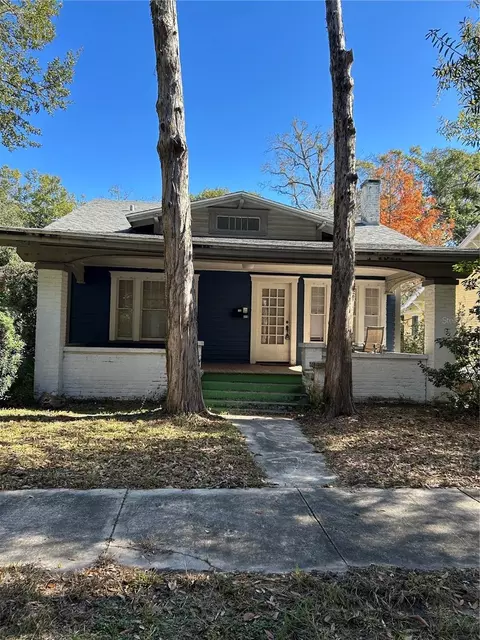 119 NW 7th Ter, Gainesville, FL 32601