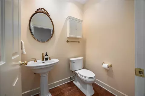 Bath - 4509 NW 53rd St, Gainesville, FL 32606 photo 1 of 7