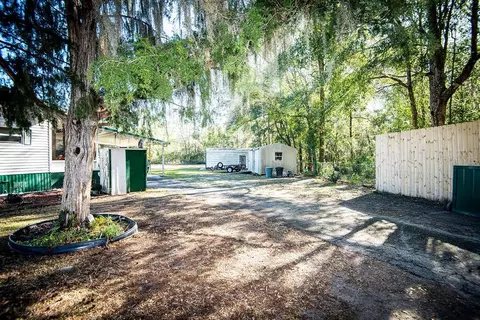 240 Kitty Ave, Interlachen, FL 32148 photo 31