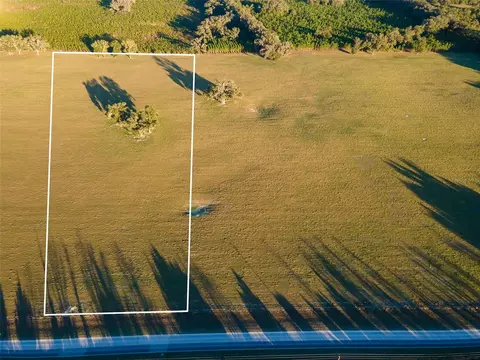 004 NW 202nd St, Newberry, FL 32669