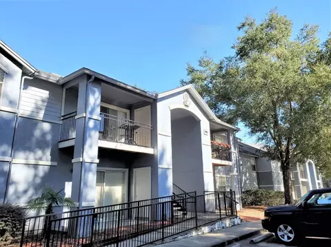3705 SW 27th St #914, Gainesville, FL 32608