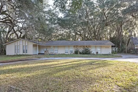 425 NW 79th Dr, Gainesville, FL 32607