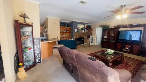 605 Standridge St, Bronson, FL 32621 photo 3