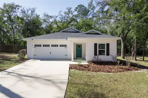 667 Stephens St, Bronson, FL 32621