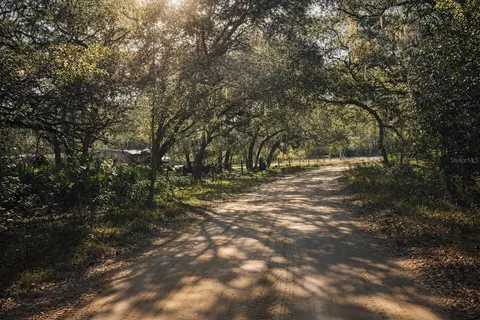 202 Mimosa Dr, Hawthorne, FL 32640