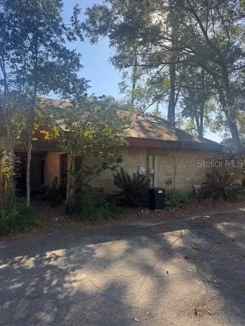 7005 SW 46th Ave, Gainesville, FL 32608