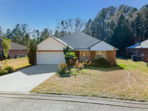 1384 SW Indian Gln, Lake City, FL 32025