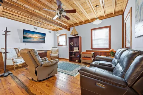 Living - 317 Cedar St NE, Steinhatchee, FL 32359 photo 3 of 3