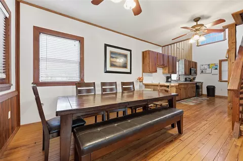 Dining - 317 Cedar St NE, Steinhatchee, FL 32359 photo 1 of 1