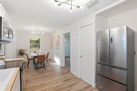 Dining - 425 SE 2nd St, Williston, FL 32696 photo 1 of 3