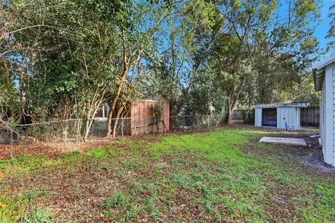 Exterior - 425 SE 2nd St, Williston, FL 32696 photo 13 of 13