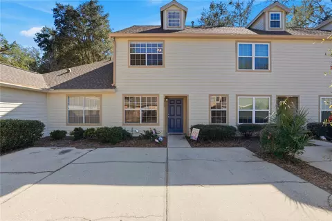 5262 SW 97th Dr, Gainesville, FL 32608