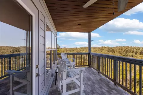 Exterior - 11 Old Mill Dr #9C, Cedar Key, FL 32625 photo 3 of 8