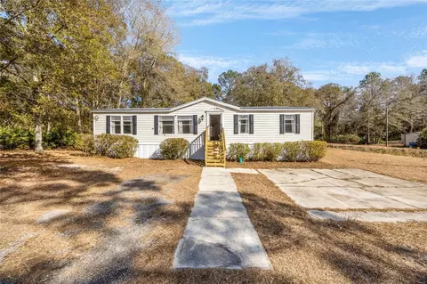 13907 NE 180th St, Waldo, FL 32694