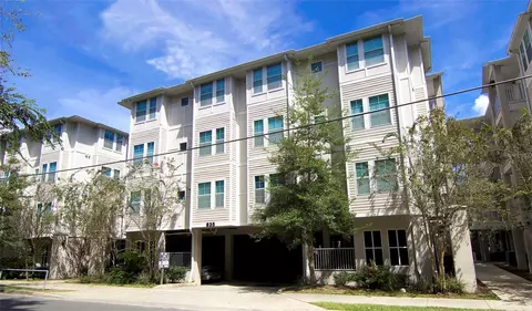 835 SW 9th St #103, Gainesville, FL 32601