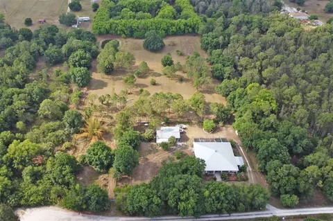 View/Area - 1000 Rabbit Run Rd, Naples, FL 34120 photo 1 of 9