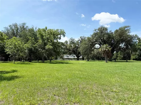 2039 SW Sr 26, Trenton, FL 32693