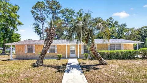 3907 NW 21st St, Gainesville, FL 32605