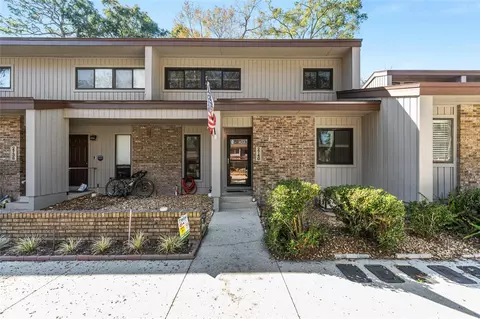 2740 NW 39th Dr, Gainesville, FL 32606