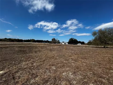 5387 SE 36th St, Trenton, FL 32693
