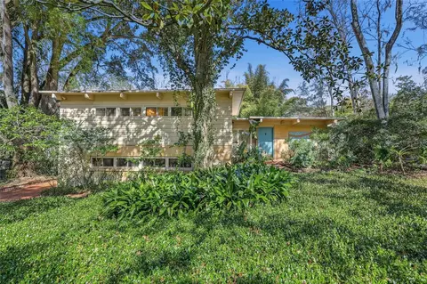2074 NW 11th Rd, Gainesville, FL 32605