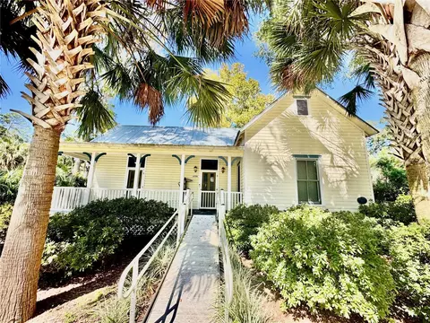 18708 NW 240th St, High Springs, FL 32643