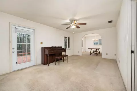 Living - 412 NW 46th St, Gainesville, FL 32607 photo 5 of 5
