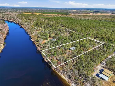 18825 229th Dr, Live Oak, FL 32060