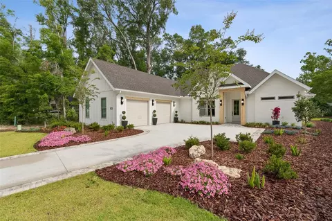 14098 SW 7th Pl, Newberry, FL 32669