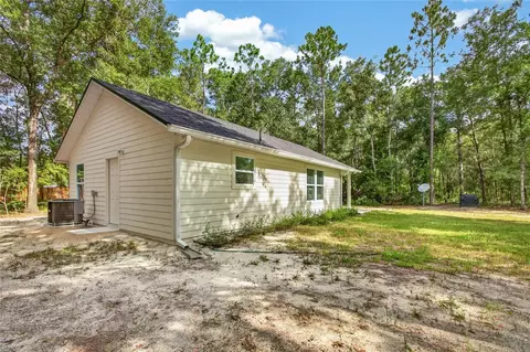 Exterior - 119 Pine Trl, Melrose, FL 32666 photo 4 of 8