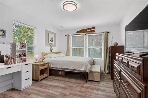 Bedroom - 119 Pine Trl, Melrose, FL 32666 photo 2 of 3