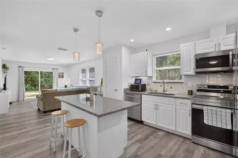 Kitchen - 119 Pine Trl, Melrose, FL 32666 photo 1 of 3