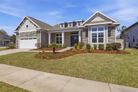 12390 SW 6th Pl, Newberry, FL 32669