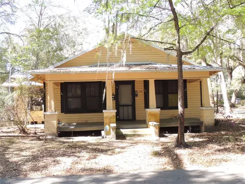 1322 NW 12th St, Gainesville, FL 32601