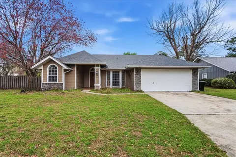 6714 NW 34th Dr, Gainesville, FL 32653