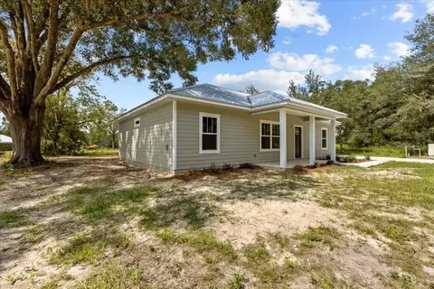 1115 Ricks St, Bell, FL 32619
