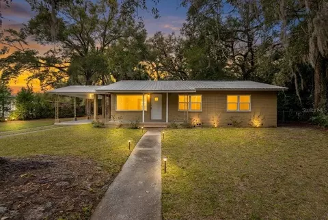 1312 NW 17th Ave, Chiefland, FL 32626