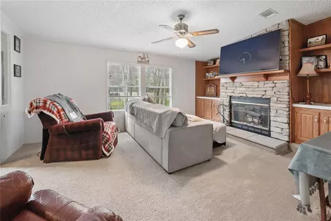 Living - 16242 NW 130th St, Williston, FL 32696 photo 2 of 4